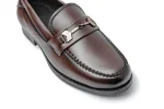 Our brown leather loafers blend sophisticated comfort and timeless style.